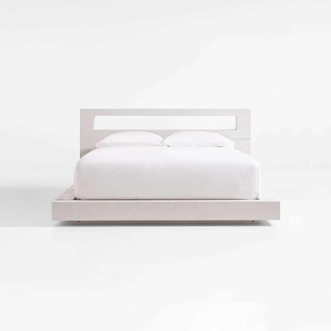 Harbor Rattan Steel Platform Bed